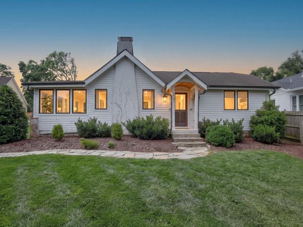2701 Woodlawn Dr , Nashville, TN 37212