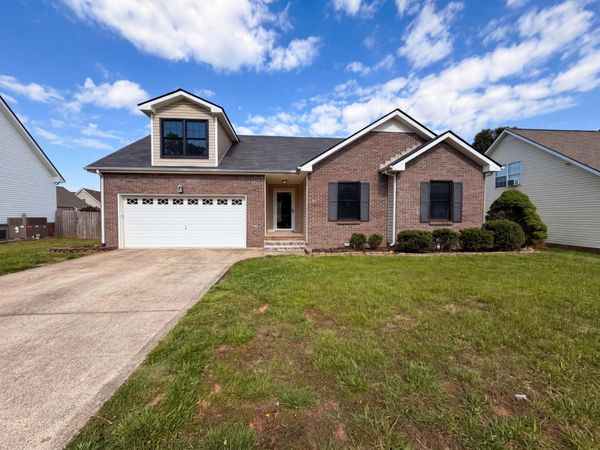 1688 Cedar Springs Cir , Clarksville, TN 37042