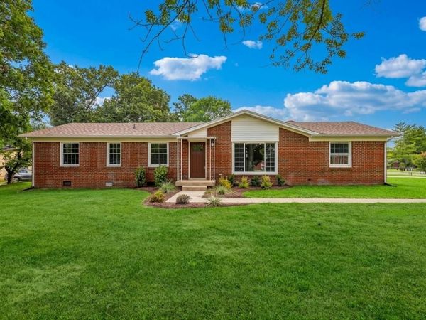 213 Andrew Dr , Clarksville, TN 37042