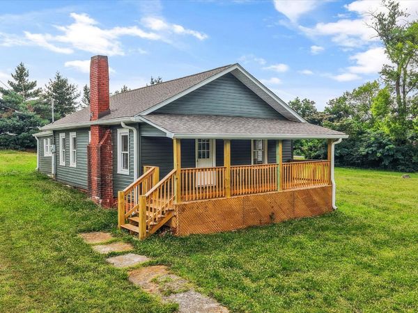 444 Louisville Rd , Alcoa, TN 37701