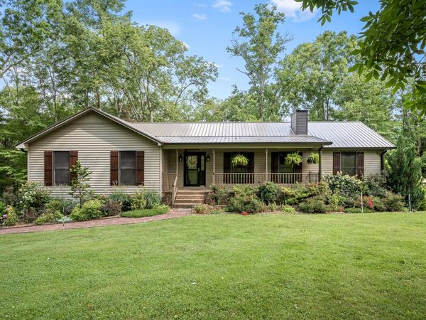 812 Tanglewood Dr , Woodbury, TN 37190
