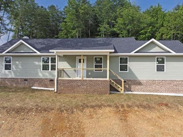 375 Earl Broady Road , Evensville, TN 37332