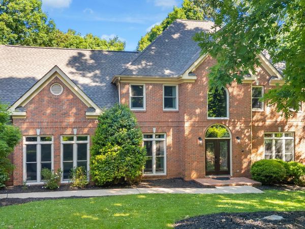 1905 Summer Breeze Lane, Hixson 37343