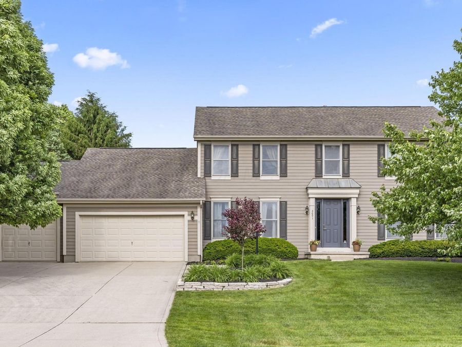2691 Big Sur Drive , Lewis Center, OH 43035 Photo 1