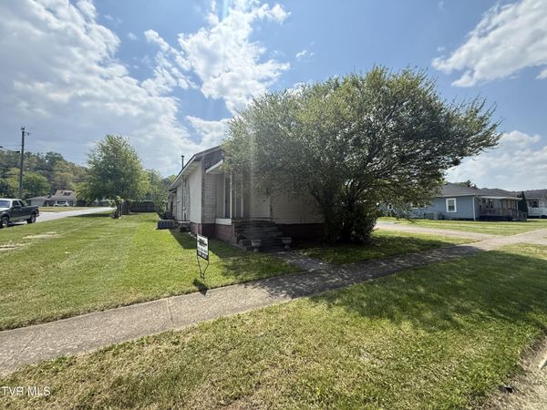 656 North Main Avenue, Erwin, TN 37650