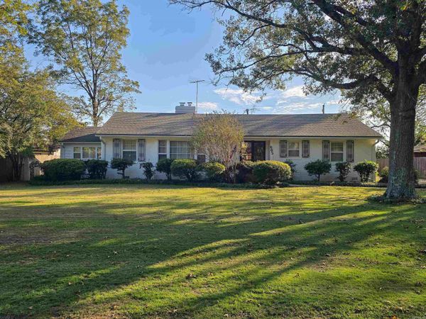605 Julianne , Lepanto, AR 72354