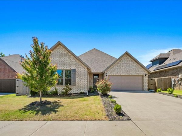 4400 SW Pawhuska Street , Bentonville, AR 72713