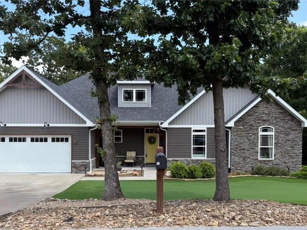 35 Skye Drive , Bella Vista, AR 72715