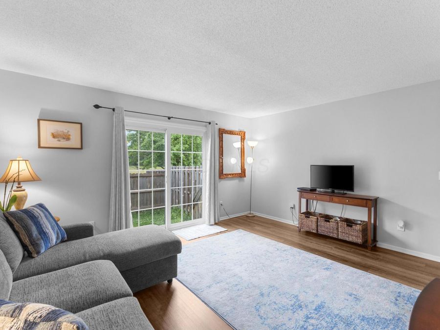 1699 Ridgebury Drive , Unit 143E, Hilliard, OH 43026 Photo 1