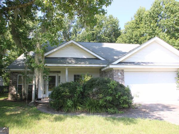 308 Bristol Drive, Bloomingdale, GA 31302