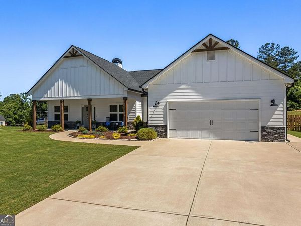 109 Whitley Xing, Rockmart, GA 30153