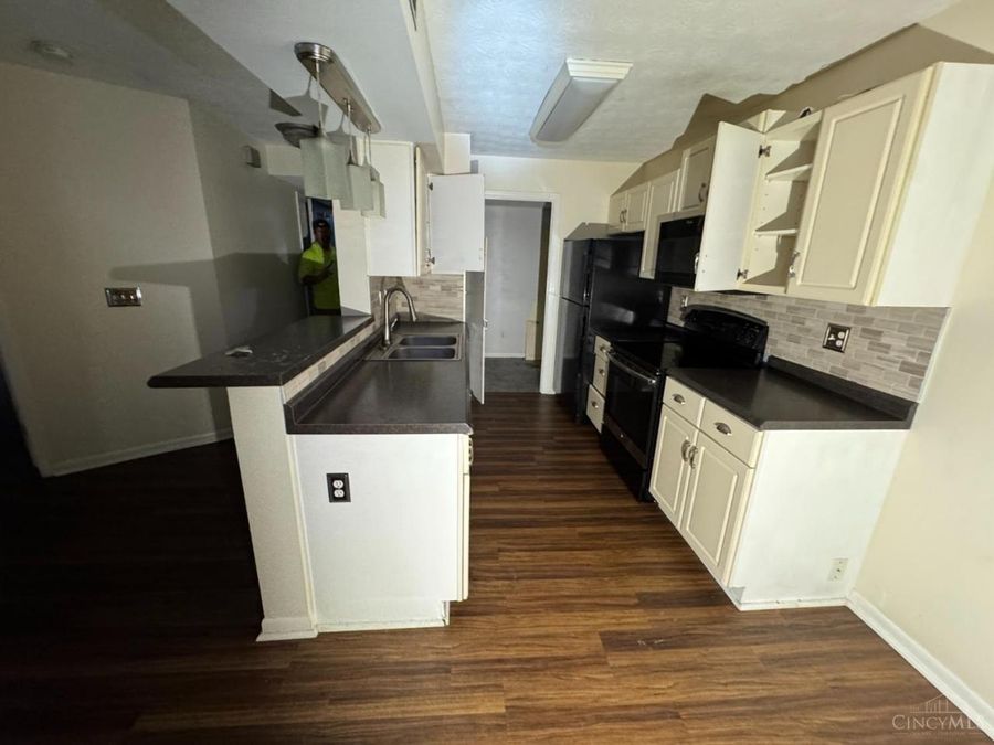 9810 Regatta Drive, Unit 107, Colerain Township, OH 45252 Photo 7