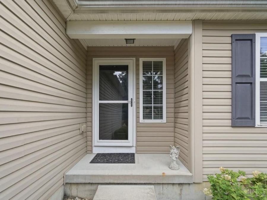 170 Heffron Circle, Hamilton Township, OH 45039 Photo 4