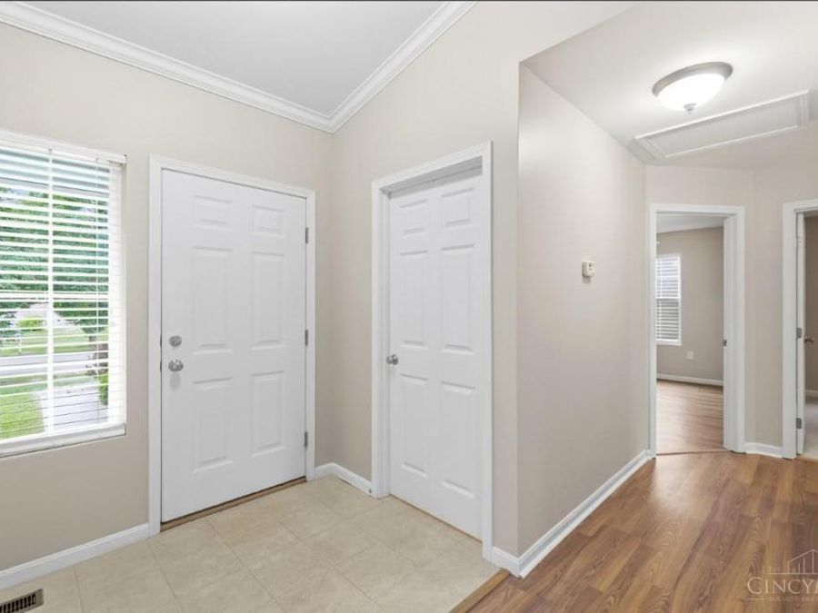 170 Heffron Circle, Hamilton Township, OH 45039 Photo 6