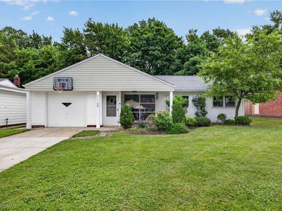 1169 Ranchland Drive , Mayfield Heights, OH 44124 Photo 1
