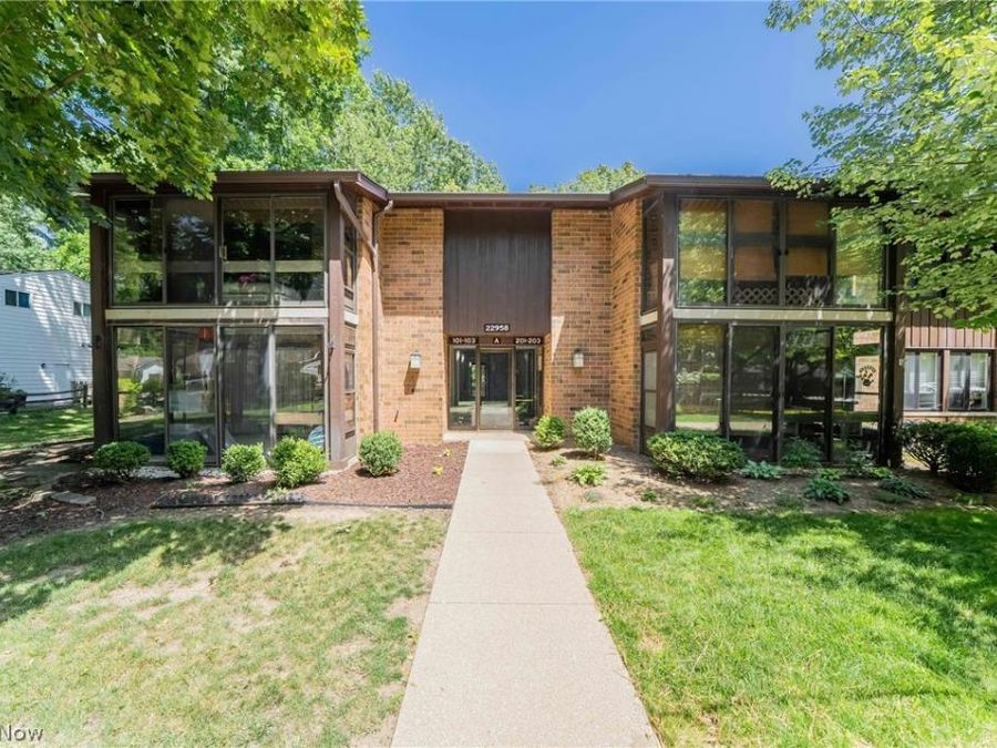 22958 Maple Ridge Road , Unit 102, North Olmsted, OH 44070 Photo 1
