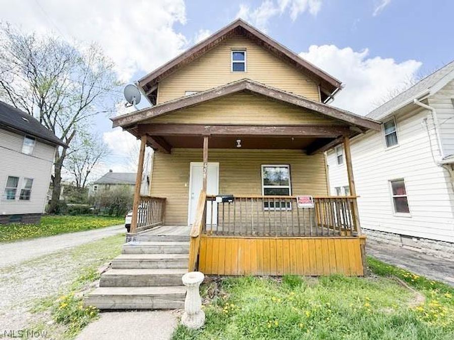 658 Spicer Street , Akron, OH 44311 Photo 1