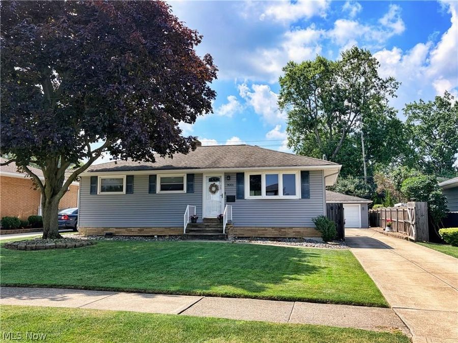 9001 Harrow Drive , Parma, OH 44129 Photo 1