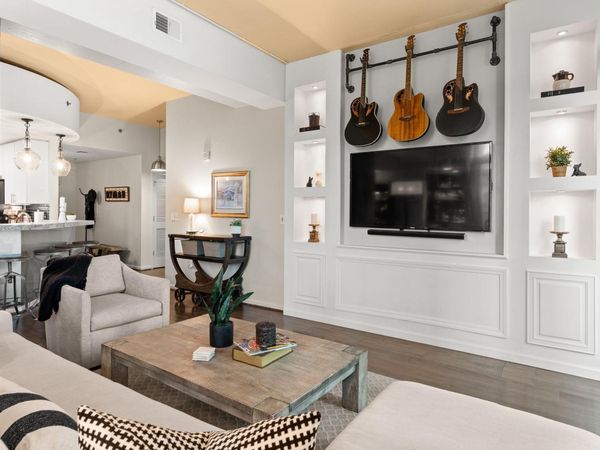 415 Church St , Unit 1001, Nashville, TN 37219