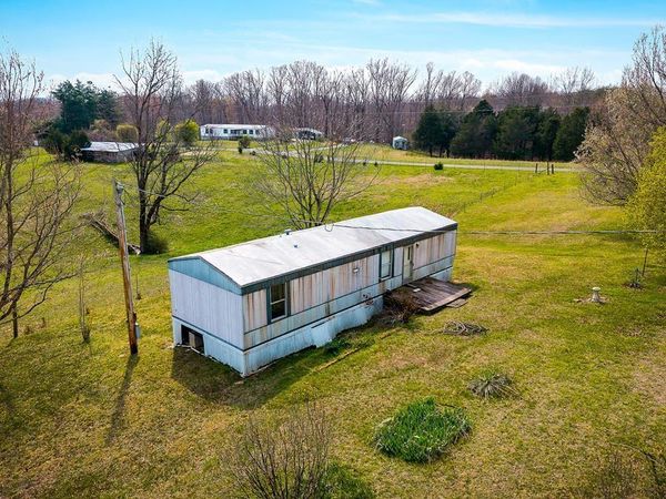 262 Burristown Paradise Ln , Gainesboro, TN 38562