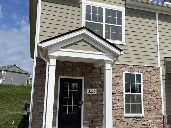 1054 Woodbridge Blvd , Lebanon, TN 37090