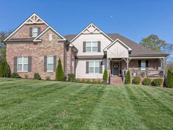 1070 Hideaway Rd , Columbia, TN 38401