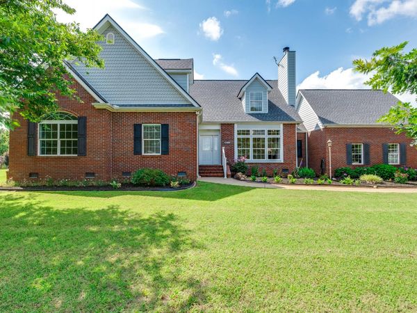 2016 Mason Ln , Spring Hill, TN 37174