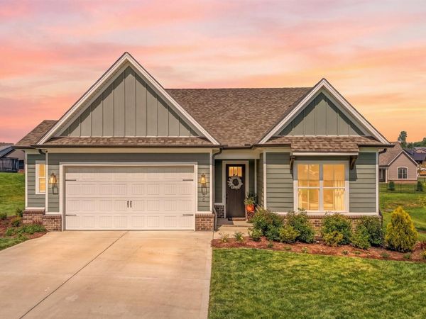 146 Clover Circle , Lenoir City, TN 37772