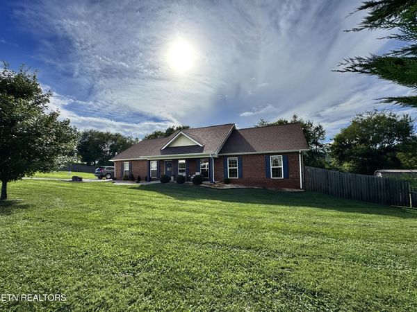 446 Covenant Way , Seymour, TN 37865