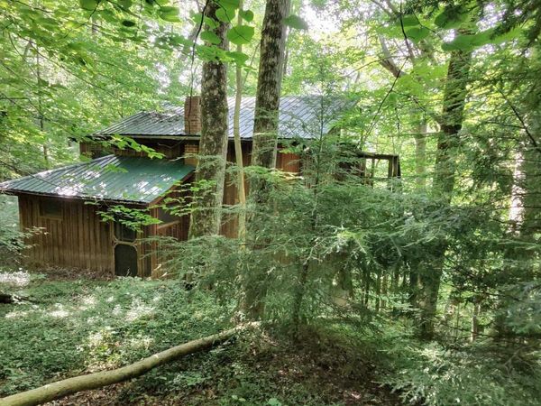 2450 Ponder Rd , Smithville, TN 37166