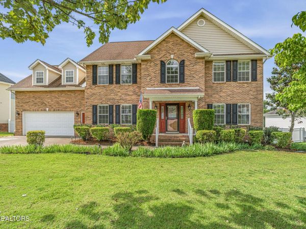 1322 Paxton Drive, Knoxville, TN 37918