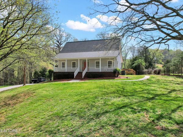1168 NE Council Rd, Charleston, TN 37310