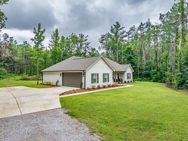 913 Hwy 7 (Lafayette County), Water Valley, MS 38965