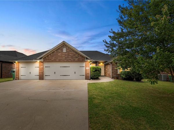 205 Callie Lane , Centerton, AR 72719