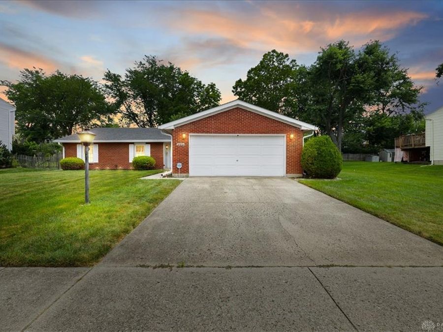 4098 Meadowsweet Dr, Riverside, OH 45424 Photo 1