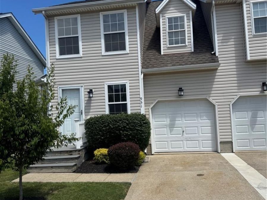 951 Penn Place , Painesville, OH 44077 Photo 1