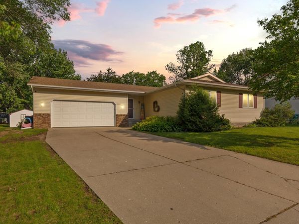 1965 3rd Avenue NE, Owatonna, MN 55060