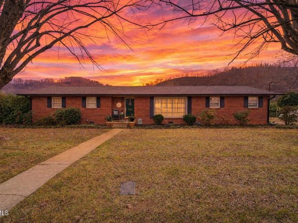 1200 Michigan Avenue, Elizabethton, TN 37643