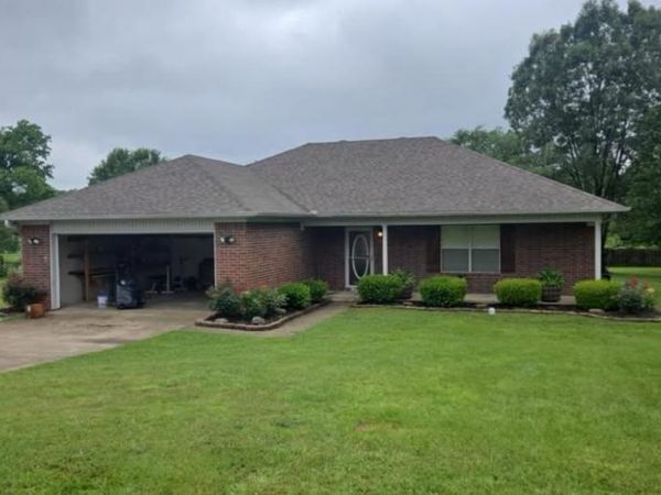 Lonoke, AR 72086