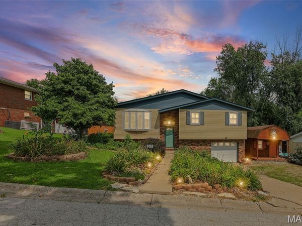 4915 Hill Drive , Godfrey, IL 62035