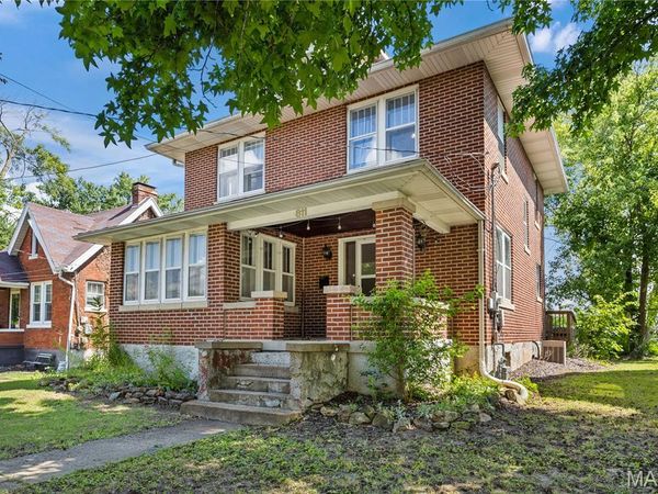 811 Fairmount Boulevard , Jefferson City, MO 65101