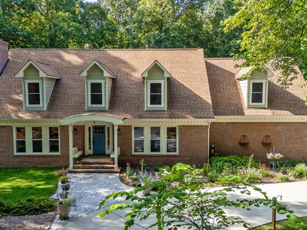 12 Old Hickory Lane, Signal Mountain 37377