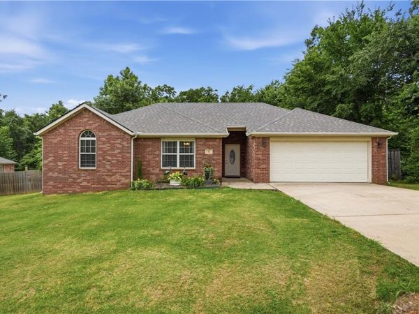 9 Hillswick Drive , Bella Vista, AR 72715