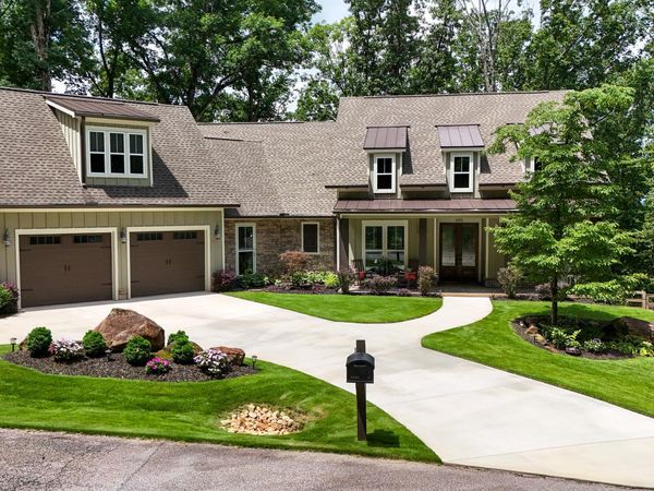 685 Long Mountain Trail, Cleveland, GA 30528