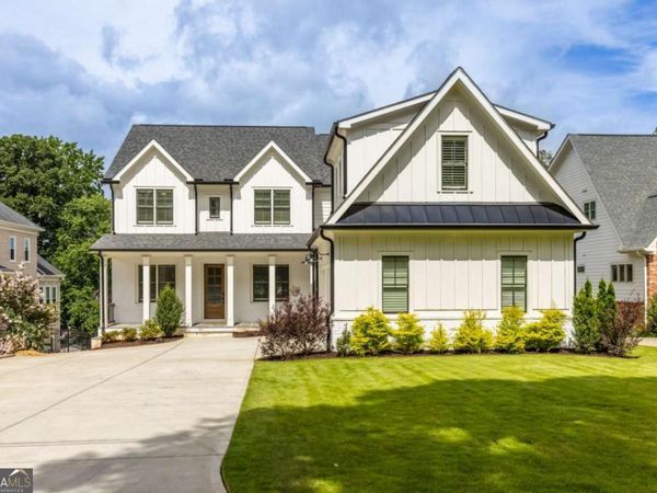 4014 Pineridge Road SE, Smyrna, GA 30080