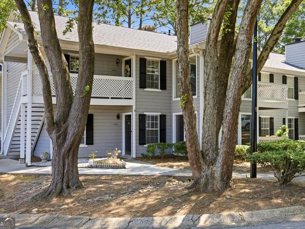 405 Natchez Trace, Sandy Springs, GA 30350