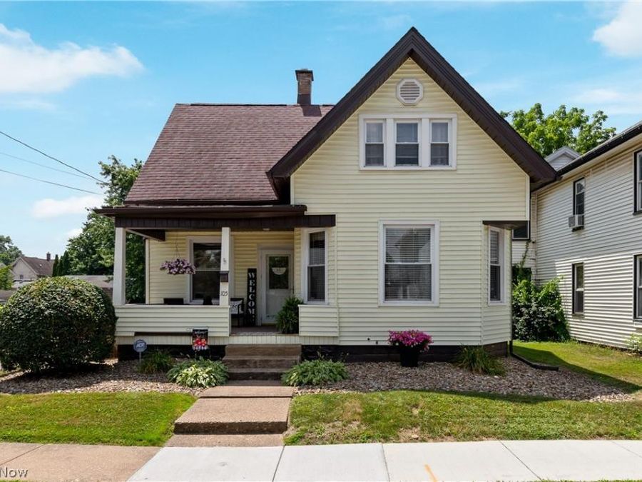 105 8th Street SW, Massillon, OH 44647 Photo 1
