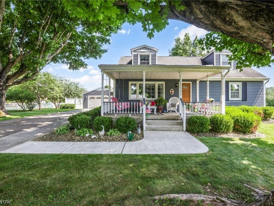 892 Fieldson Drive , Heath, OH 43056 Photo 1