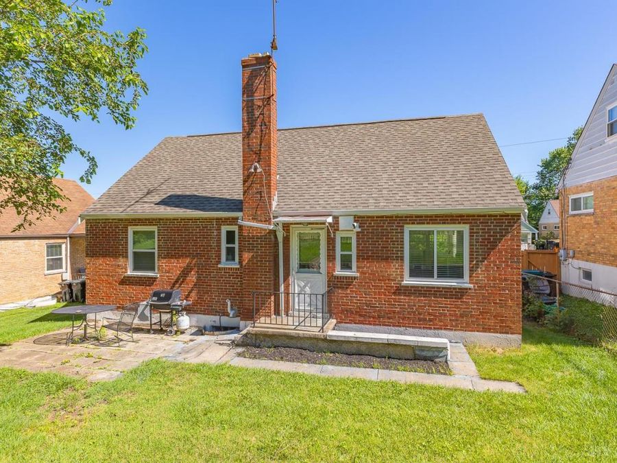5283 Highview Drive, Cincinnati, OH 45238 Photo 9