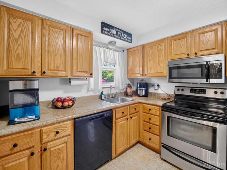 9326 Ranchill Drive, Springfield Township, OH 45231 Photo 10